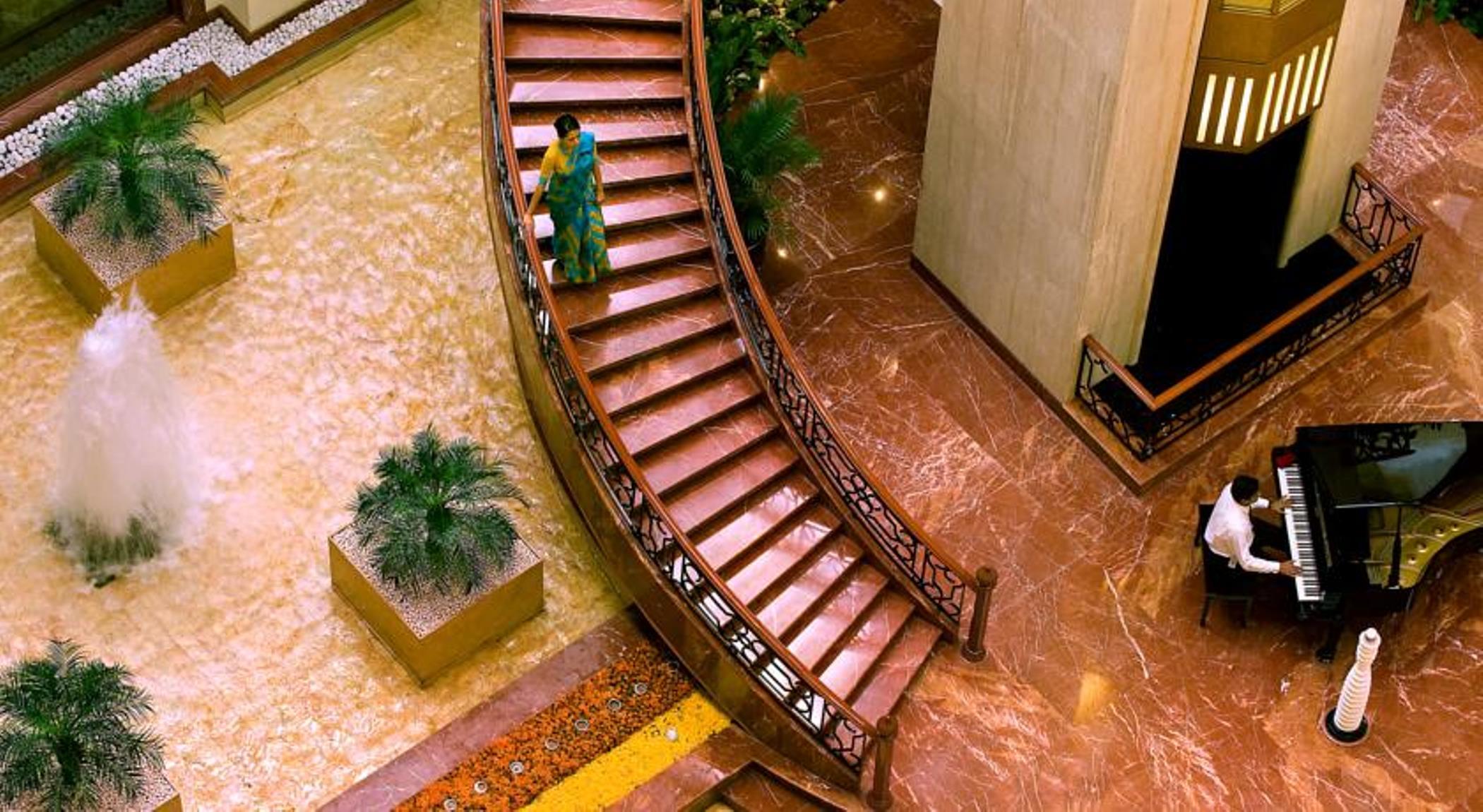 The Lalit Mumbai Hotel Bagian luar foto The Taj Mahal Palace, Mumbai